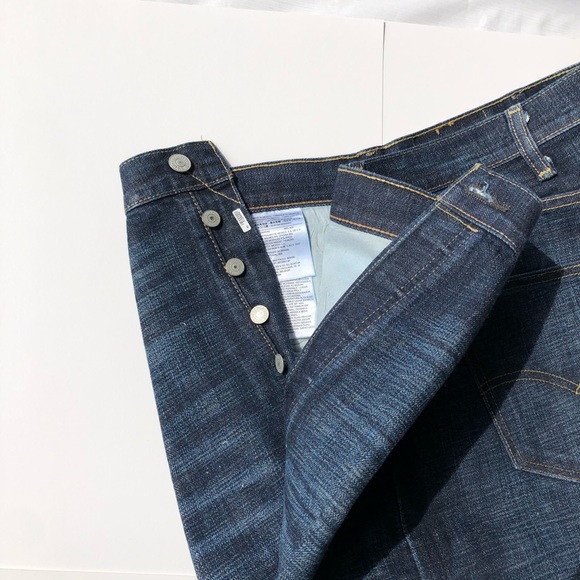 Men’s Western Levi’s 501 Jeans - Picture 4 of 6